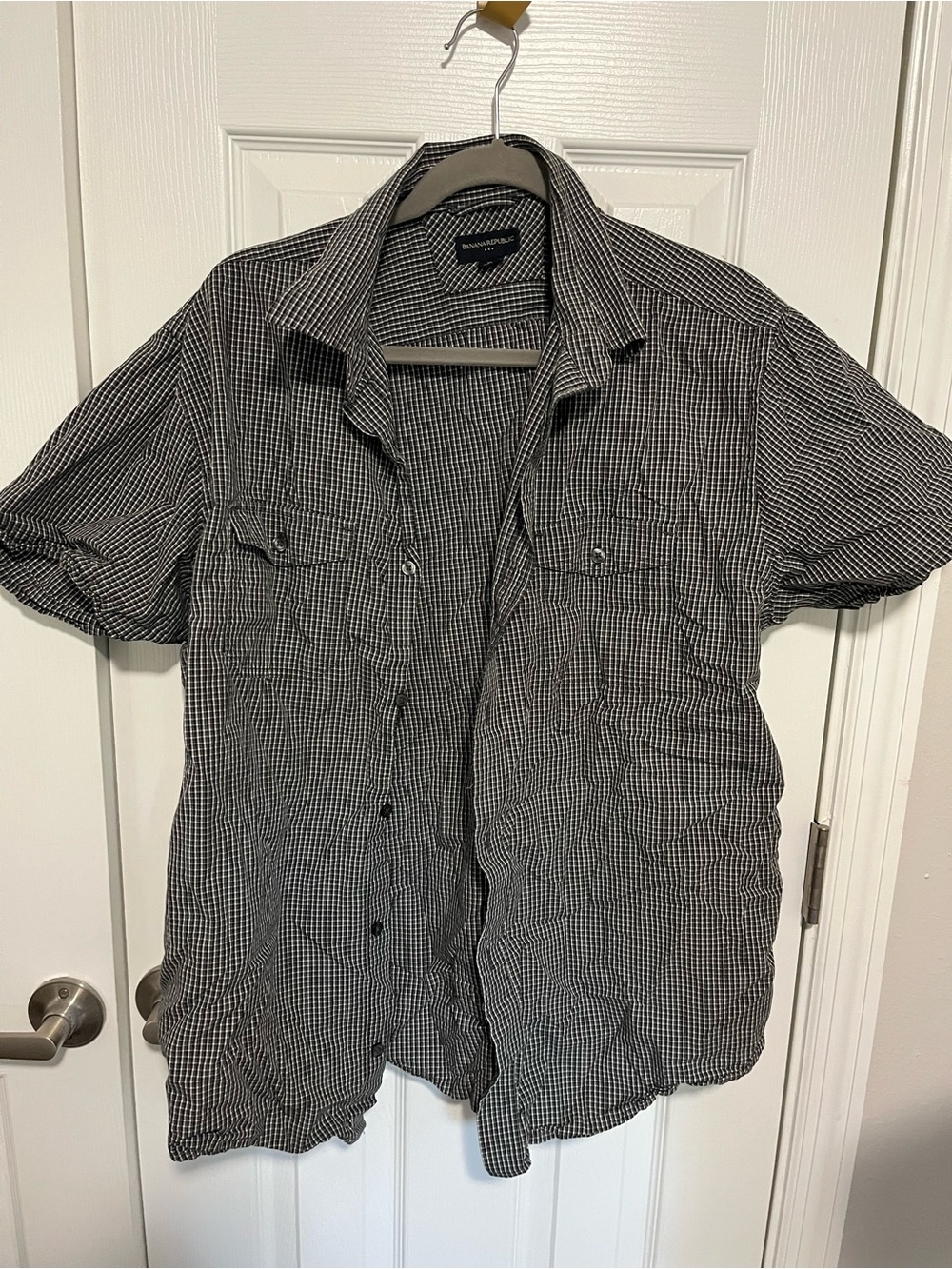 Banana Republic Men's Black & White Micro-Check Short Sleeve Shirt